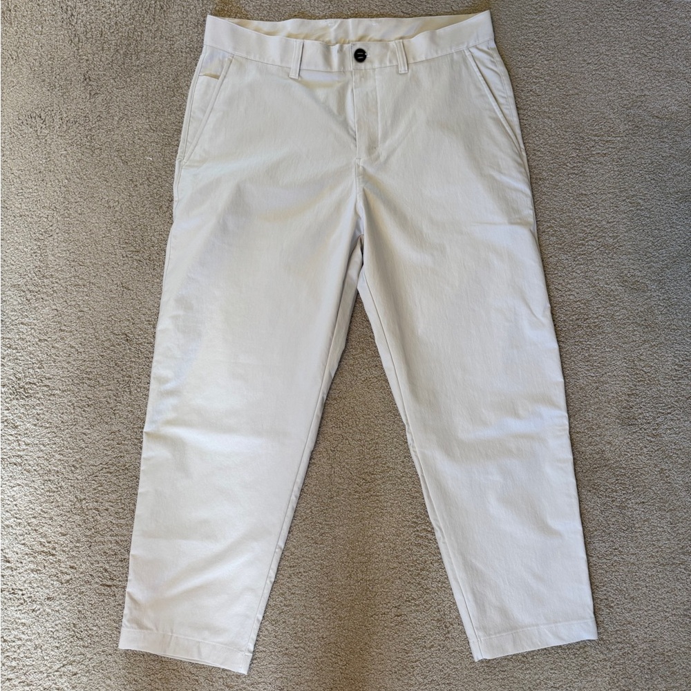 Lululemon Relaxed Tapered Trouser